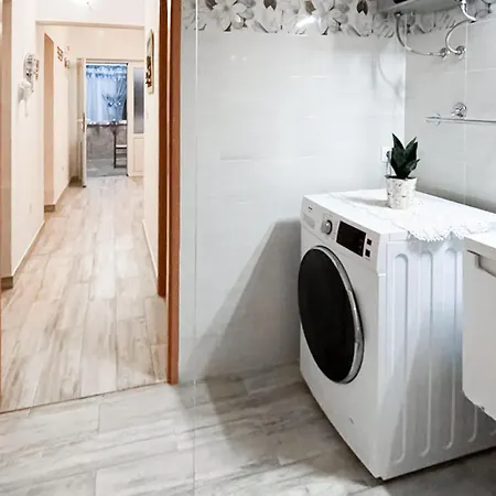 2 Bedroom Stunning In
