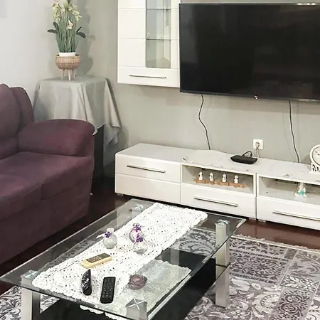 2 Bedroom Stunning In ילסה