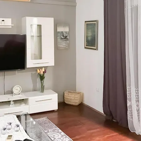 2 Bedroom Stunning In ילסה